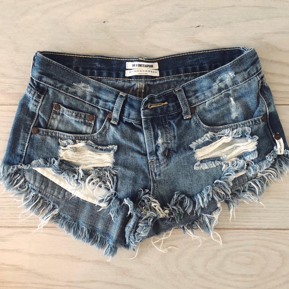 One teaspoon shorts